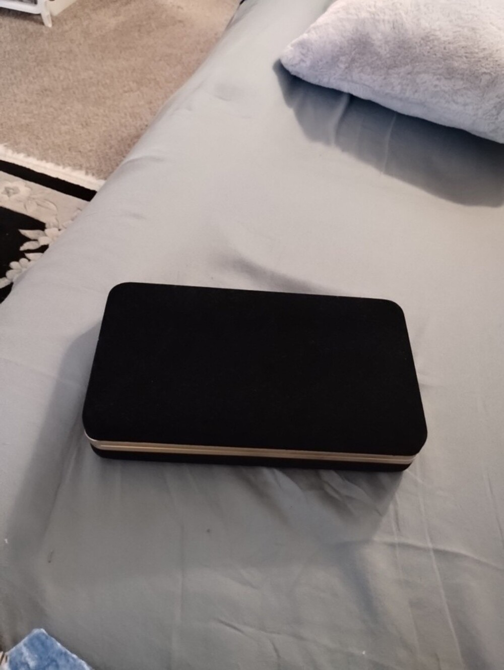 Black Crush Velvet Travel Jewelry Box